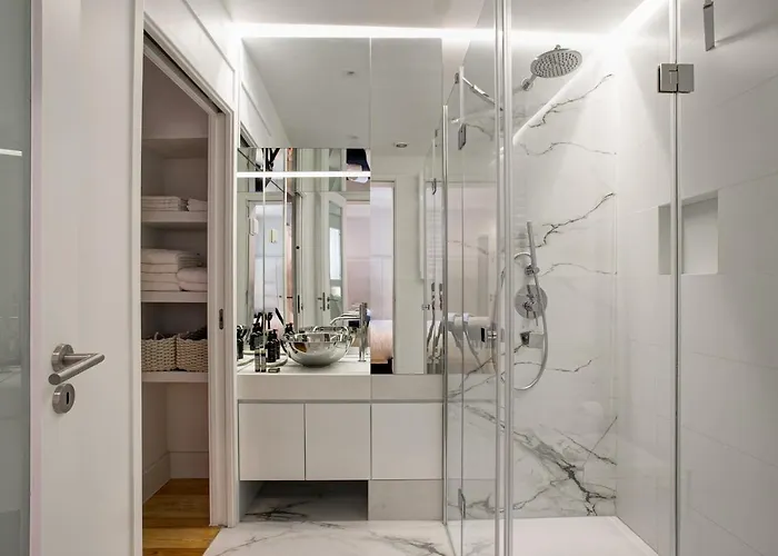 Chic & Trendy T.m. Flat Apartment *